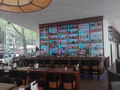 Bar restaurant