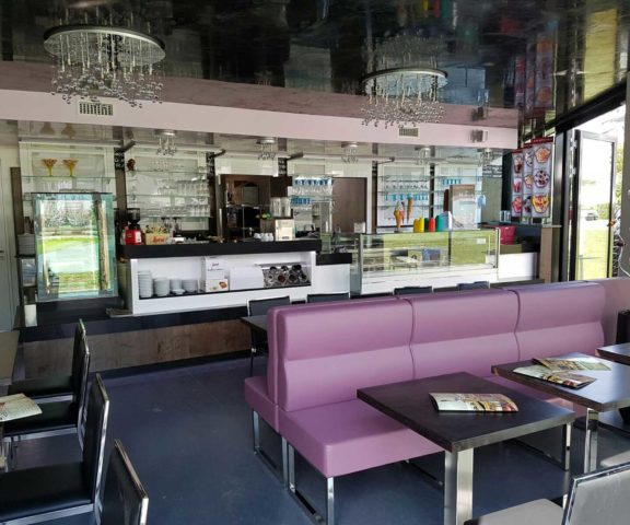 Bar ice-cream shop